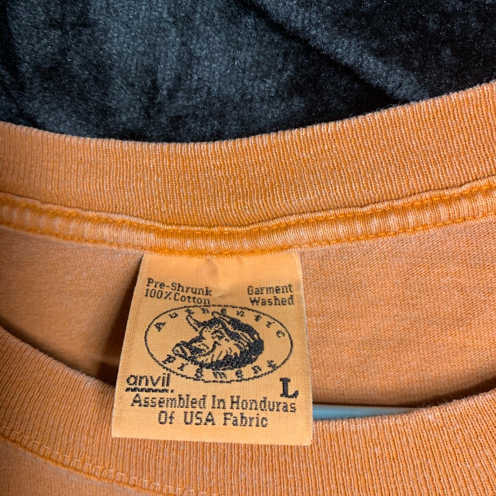 tee shirt - Picture 3 of 3